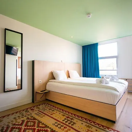 Sparks Hostel